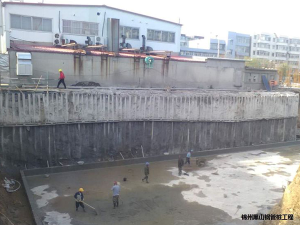 锦州黑山钢管桩工程